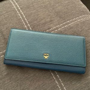 Authentic MCM leather wallet long (navy blue and green)